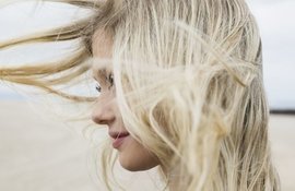 Cuir chevelu sensible, comment se sécher les cheveux ?