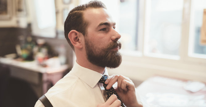 Tondeuse ou ciseaux, comment tailler sa barbe ?